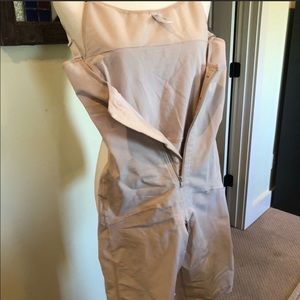 Faja compression garment, shape wear